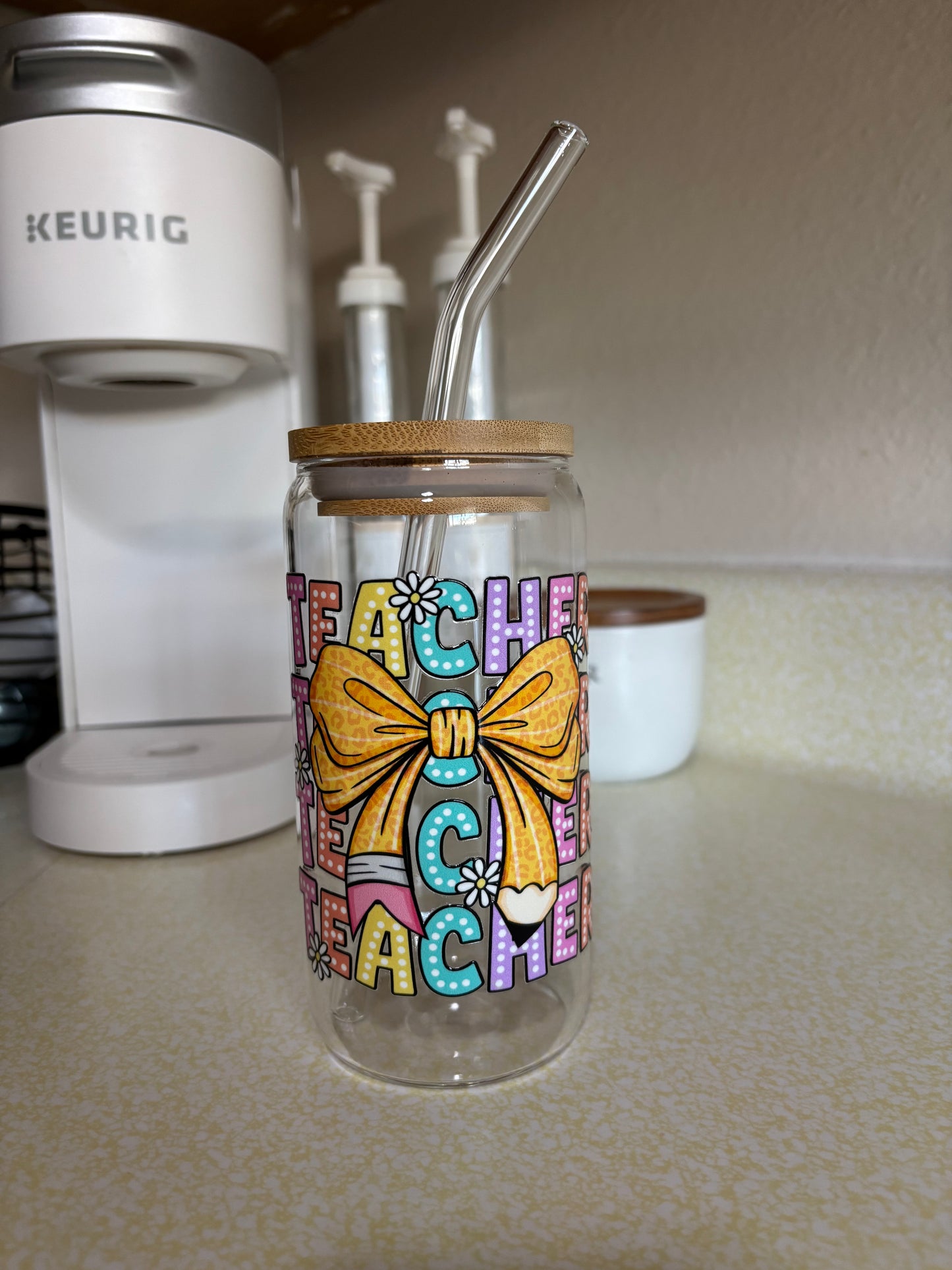 Colorful teacher bow 16oz Cup
